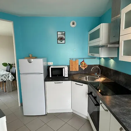 Apartamento Moderne Près De La Et Du Centre - 2 Chambres, Balcon, Parking, Animaux Acceptés - Fr-1-487-363 *