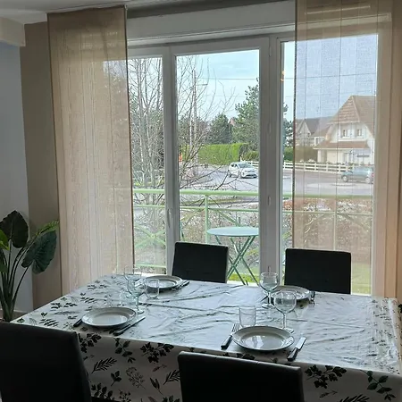Moderne Près De La Et Du Centre - 2 Chambres, Balcon, Parking, Animaux Acceptés - Fr-1-487-363 Apartamento Cabourg