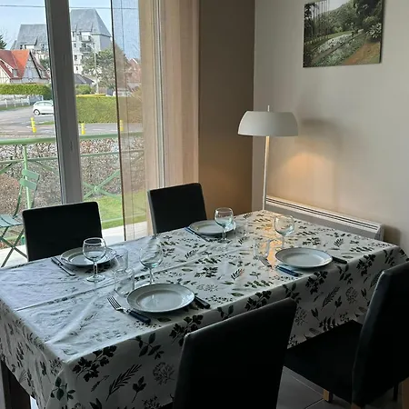 Apartment Moderne Pres De La Et Du Centre - 2 Chambres, Balcon, Parking, Animaux Acceptes - Fr-1-487-363